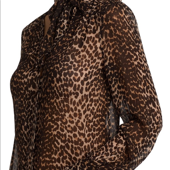 PAIGE Cleobelle Leopard Silk V-Neck Blouse NWT - Picture 7 of 16